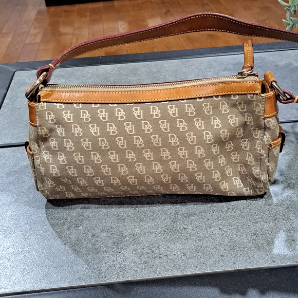 Dooney&Bourke Shoulder Bag - Picture 12 of 14